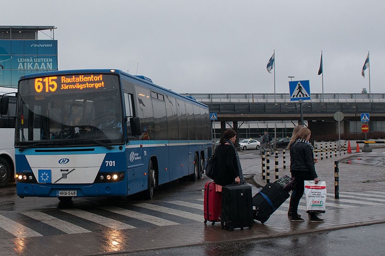 ヘルシンキ空港から市内への移動と観光パス
